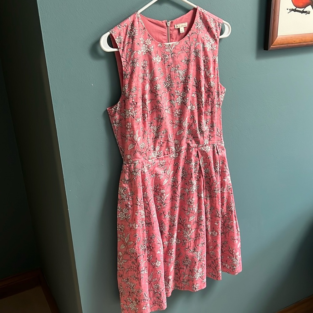 GAP knee-length floral dress with pockets